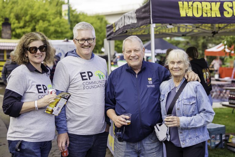 Volunteers-at-EP-Prairie-Brewfest-768x513.jpg